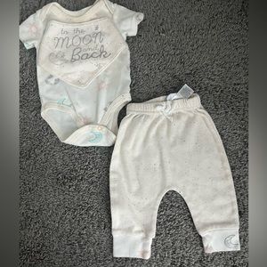 Baby Essentials Outfit with Matching Bib